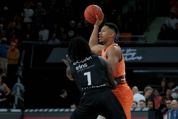 因失利折射 因失利折射