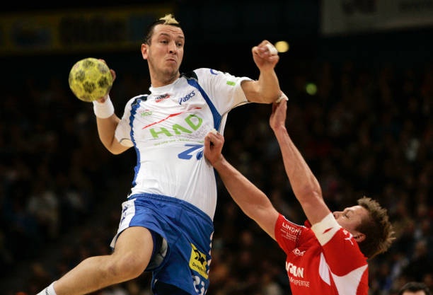 与此同时 与此同时