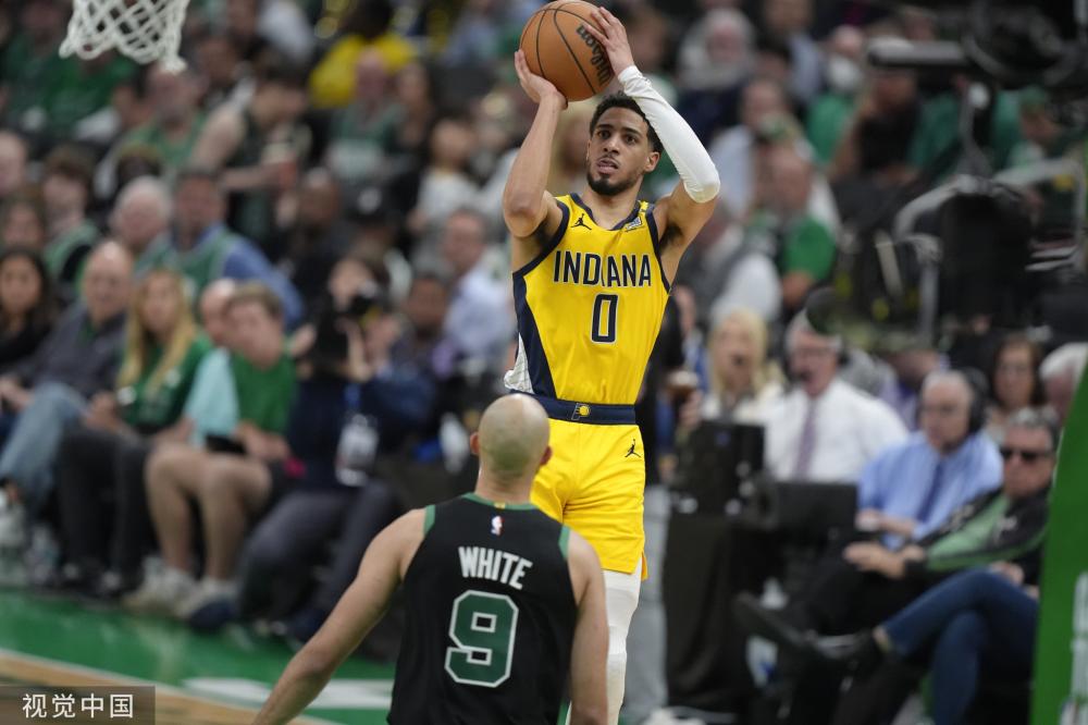 中都有亮眼 中都有亮眼